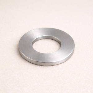 Шайба нержавеющая М4 А2 DIN 9021 кузовная в наличии в Омске