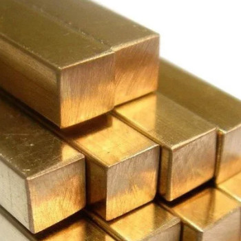 Латунный квадрат прессованный 10х10 мм ЛО62-1 ГОСТ 2060-2006 в наличии в Омске