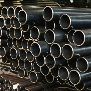 Стальная крекинговая труба 127 мм 12 мм 10Г2 ГОСТ 550-75 в наличии в Омске